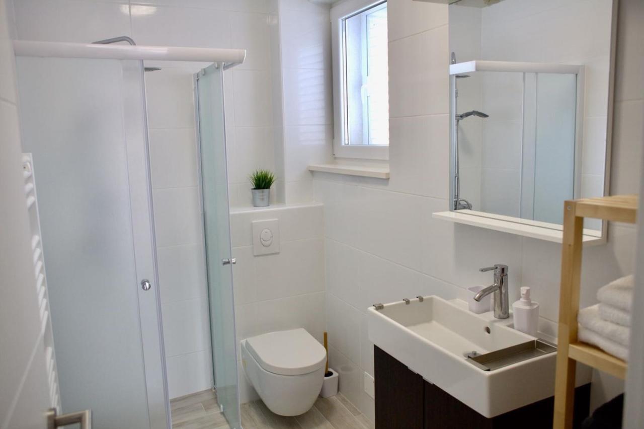 Olive Place Apartment *